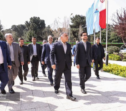 وزیر نفت در پالایشگاه تهران