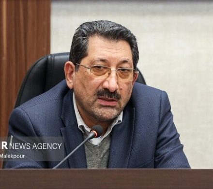 اتابک: نحوه توزیع محدودیت‌های تامین برق بازنگری شود