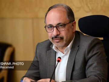 تزریق ۶۰۰ مگاوات ساعت برق مازاد پتروشیمی به شبکه