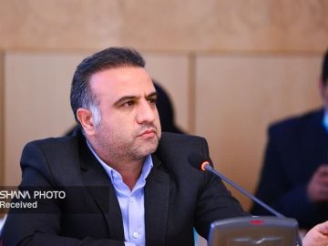 تولید پایدار مواد اولیه مخازن آب در صنعت پتروشیمی