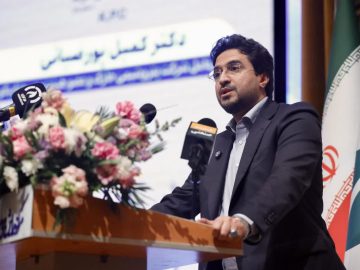 📌پورضیایی: پتروشیمی خارک ظرفیت تبدیل‌شدن به هاب فرآورشی کشور را دارد