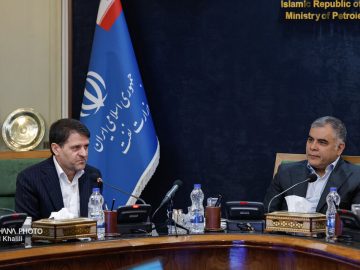 📌کارکنان صنعت نفت ایثارگرانه پای کار ایستادند/ ضرورت تقویت نقش تنظیم‌گری شرکت ملی صنایع پتروشیمی