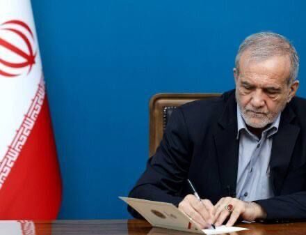 📌تلاشگران صنعت نفت با ازخودگذشتگی مانع توقف چرخه اقتصاد ملی شدند