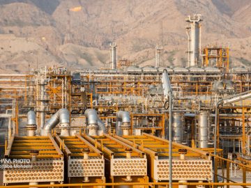 📌کمیته راهبردی بازسازی پالایشگاه‌های آسیب‌دیده پارس جنوبی تشکیل شد